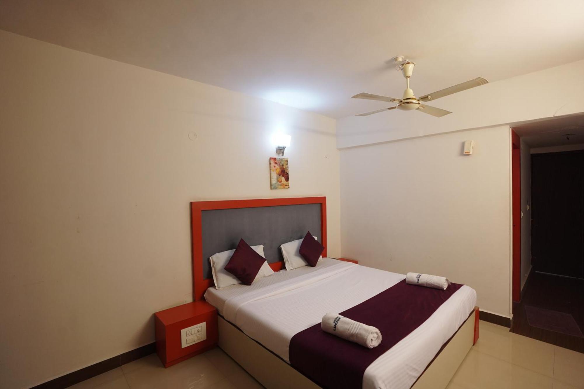 Luciya International Mysore Buitenkant foto